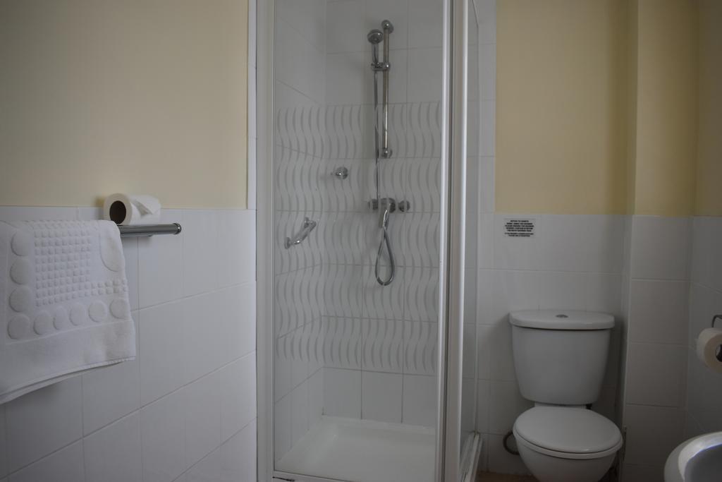 Laguna Hotel Bournemouth Bagian luar foto