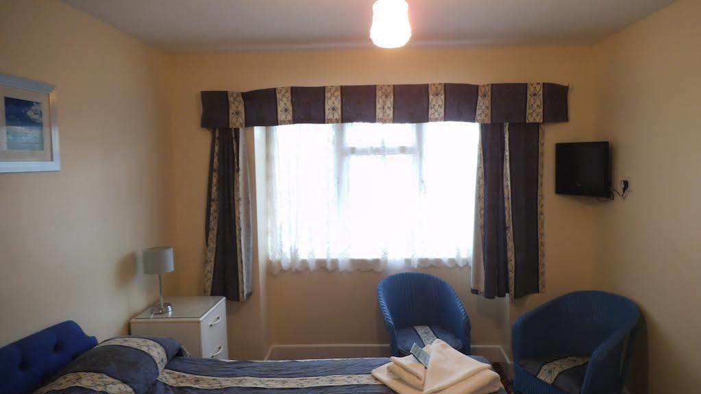 Laguna Hotel Bournemouth Bagian luar foto