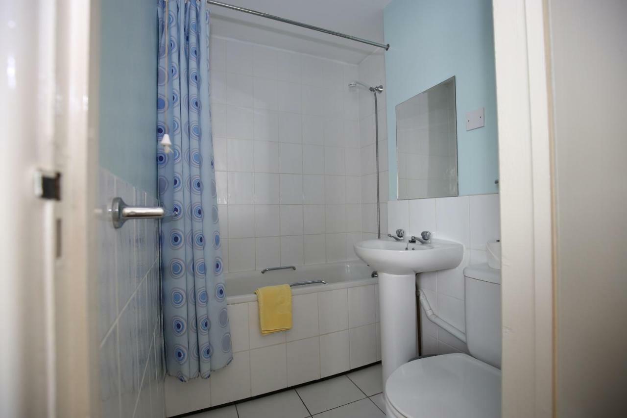 Laguna Hotel Bournemouth Bagian luar foto