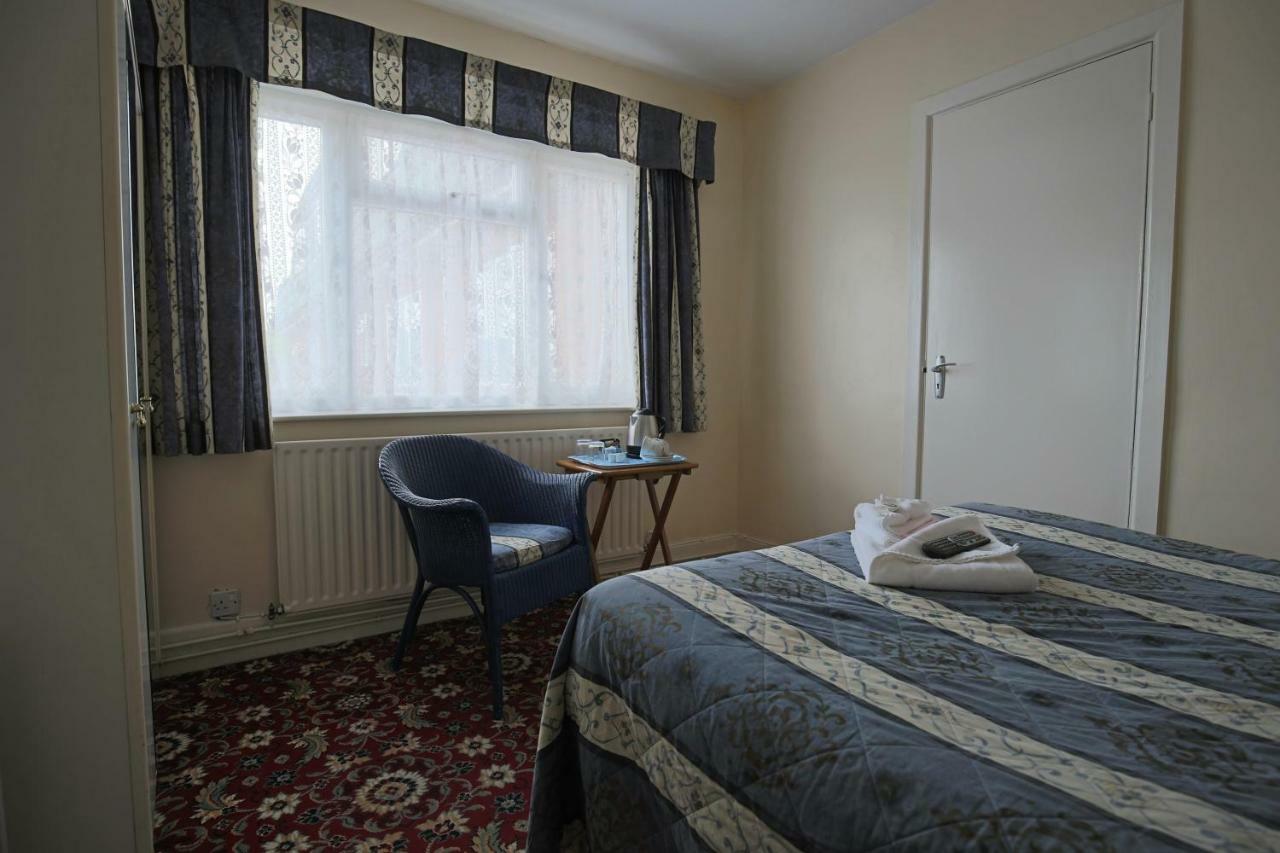 Laguna Hotel Bournemouth Bagian luar foto